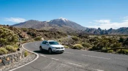 Explicación de los Depósitos y la Franquicia de Alquiler de Coches en Tenerife: Lo que Pagas y Cómo Evitar Ambos