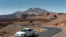 Alquiler de coches para menores de 25 años en Tenerife: Opciones reales y cuánto cuesta