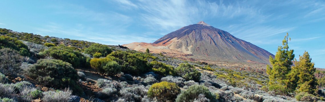 Explorando la majestuosa belleza y significado del Monte Teide en Tenerife