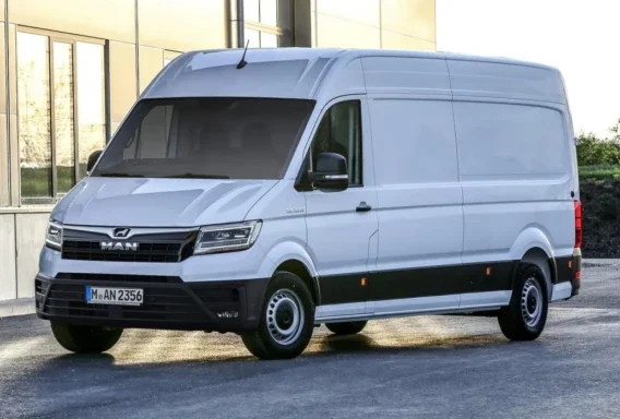 MAN TGE (Manual, 2.0 L, 3 plazas)