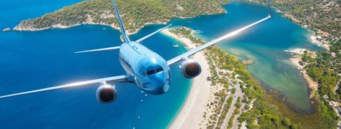 La recuperación del transporte aéreo en España impulsa el alquiler de coches y el turismo estival